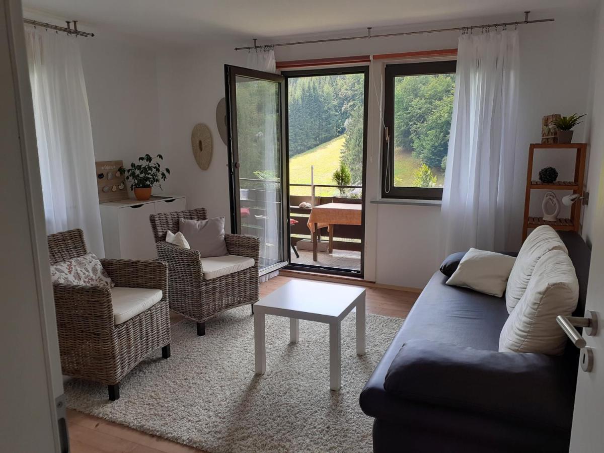 באיירסברון Ferienwohnung Tonbachtal מראה חיצוני תמונה