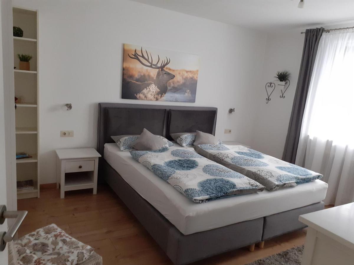 באיירסברון Ferienwohnung Tonbachtal מראה חיצוני תמונה